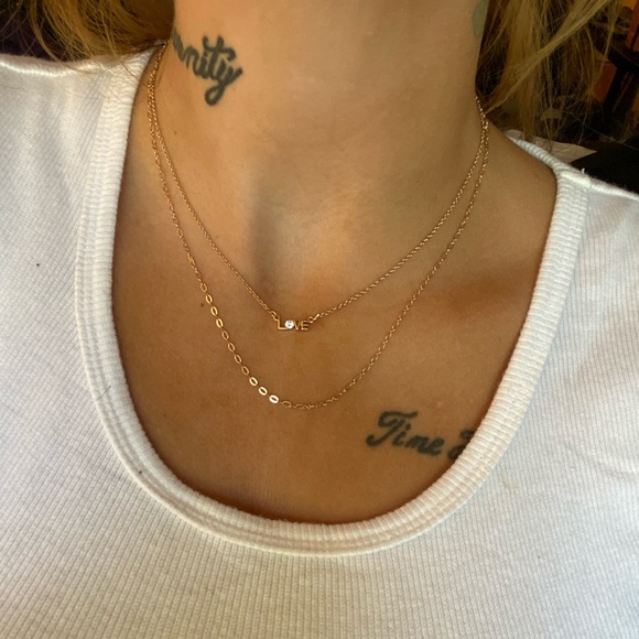 HUGE LOT FOREVER 21 JEWELRY - Picture 10 of 15